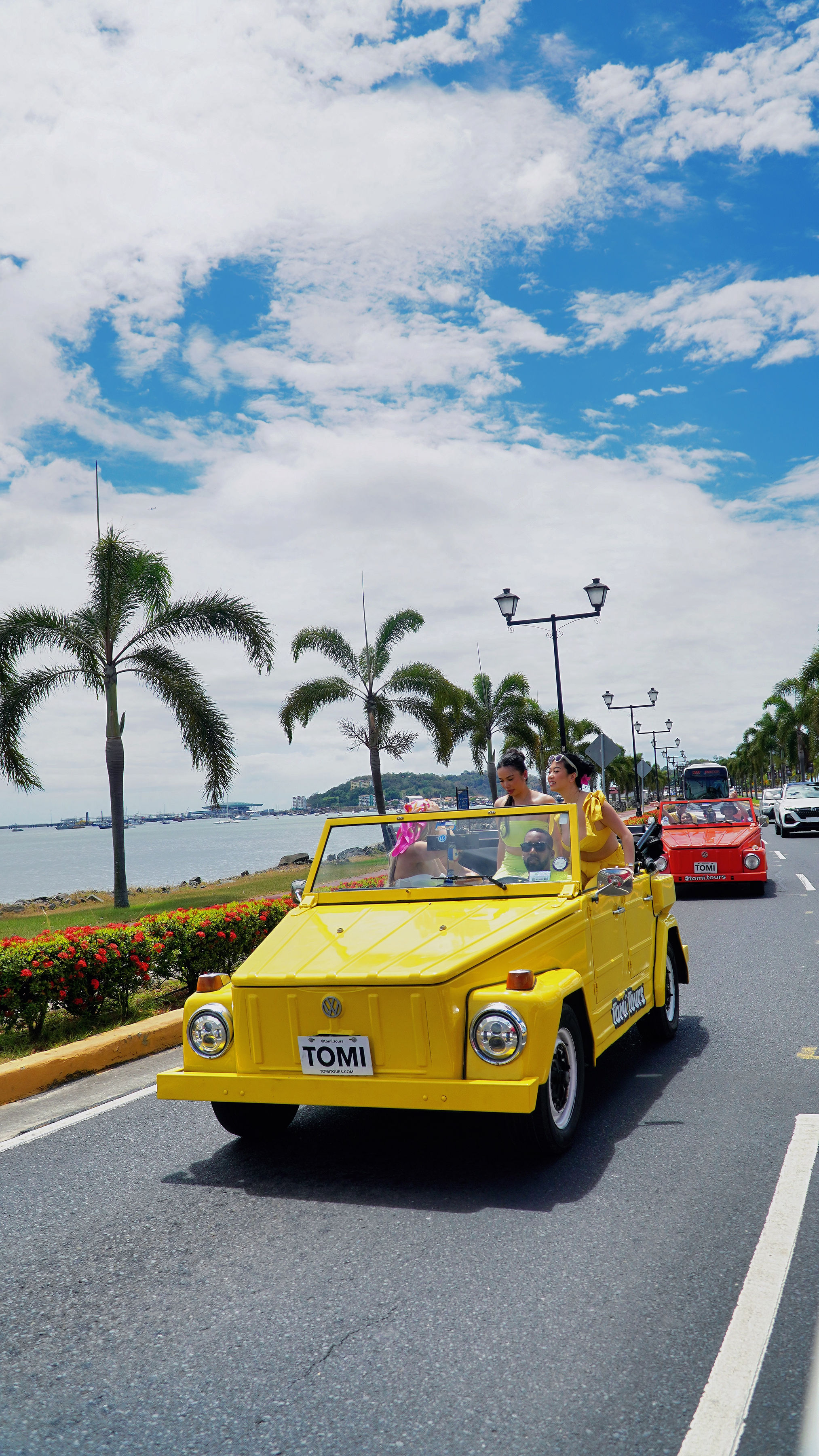 VW Safari tour in Panama City with Tomi Tours